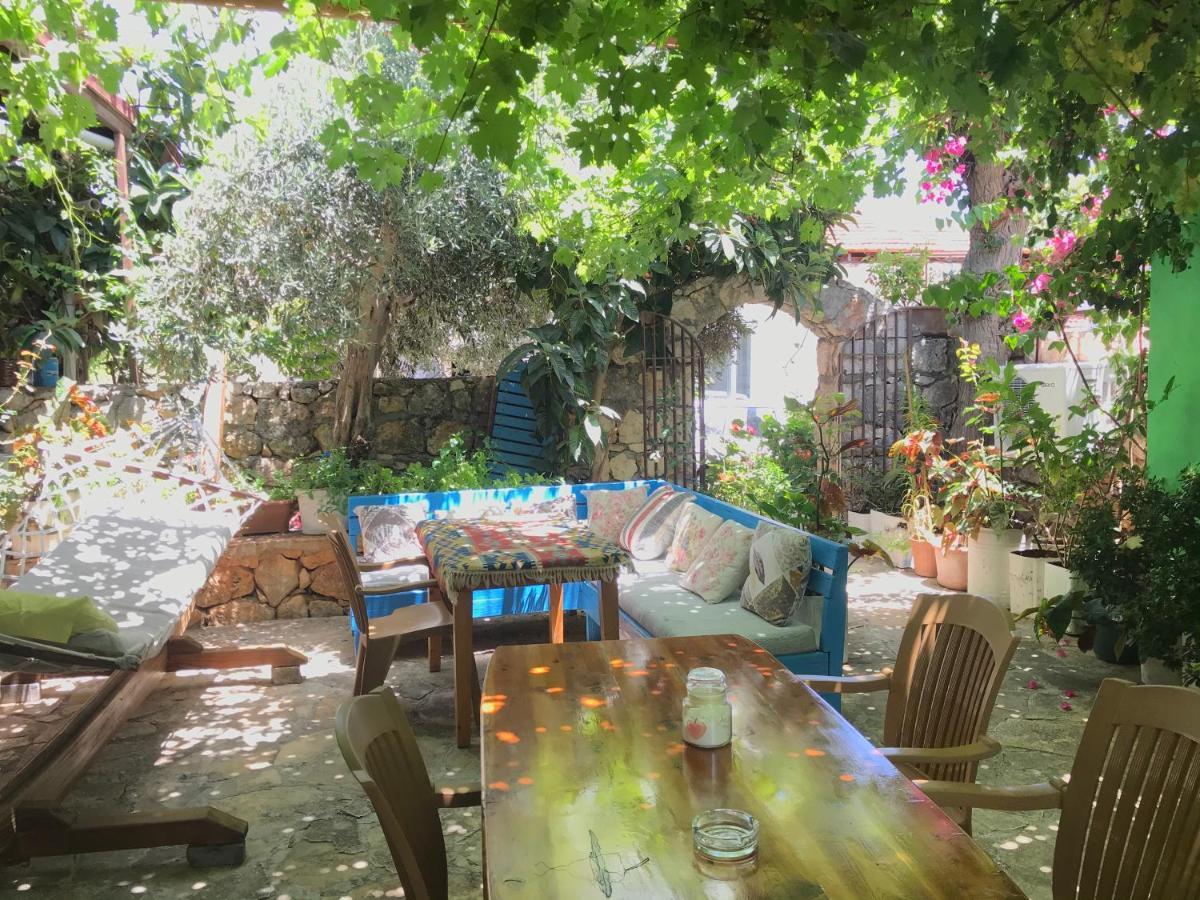 Likya Pansiyon Kaleucagiz Exterior photo